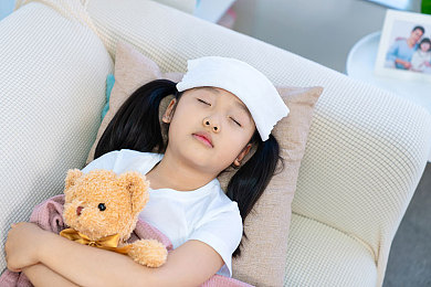 18岁以下禁看软件：探索成人奥秘：揭秘虚拟世界成长攻略与抉择-1