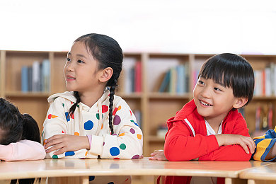 最完美の情人：“情牵一线，甜蜜共鸣：情人节见证爱情的无尽魅力，诠释现代爱情的真谛”-1