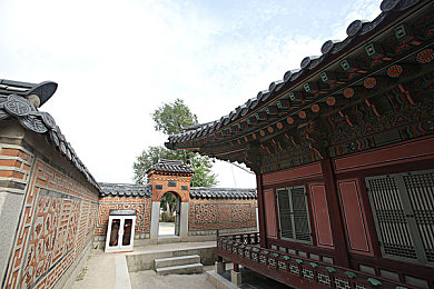 一起愁愁免费下载：揭秘“愁愁”免费畅玩：独特玩法引热潮，释放压力新选择-2