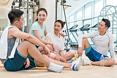 男人艹女人app：都市激情互动，探索全新社交乐境-3