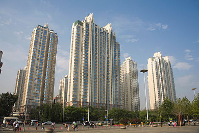 黄色软件破解大全3.03：破解风波引发热议：版权保护与软件免费使用边界何在？-3