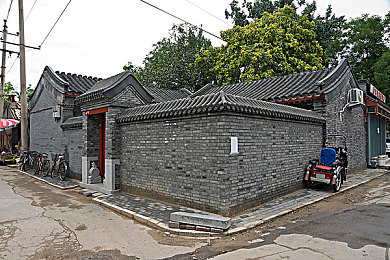 世界上最小三点比赛视频：极限挑战新高度：迷你三点比赛视频引爆网络，网友热议极限运动新境界-2