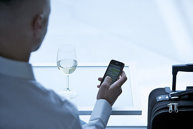 男人和女人在一起差差差的app：揭秘情感纠葛终结神器：沟通桥梁APP助你修复恋爱裂痕-2